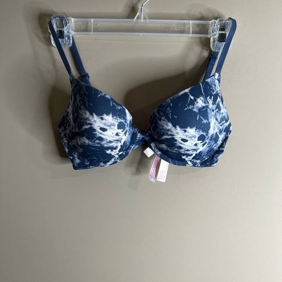 Pink Victoria’s Secret bra wear every wear push up 32c - Picture 2 of 8